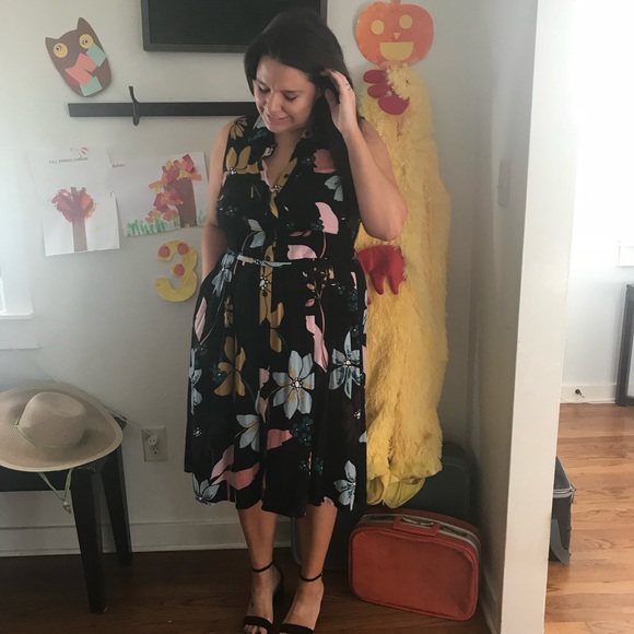 Meet your Posher, Lisa - Picture 4 of 5